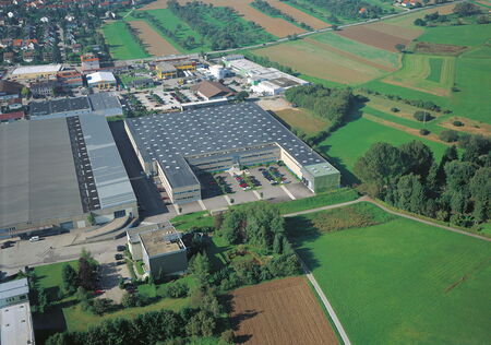 Luftaufnahme des Firmensitzes in Weil der Stadt 